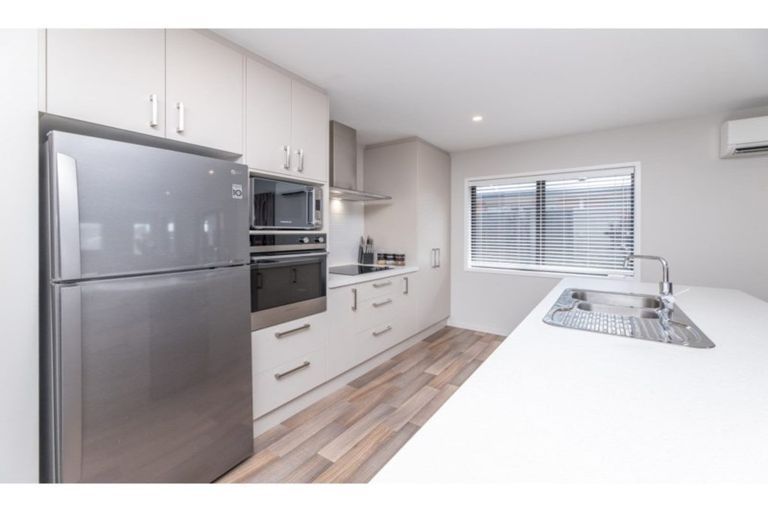 Photo of property in 16 Hannington Way, Rolleston, 7615