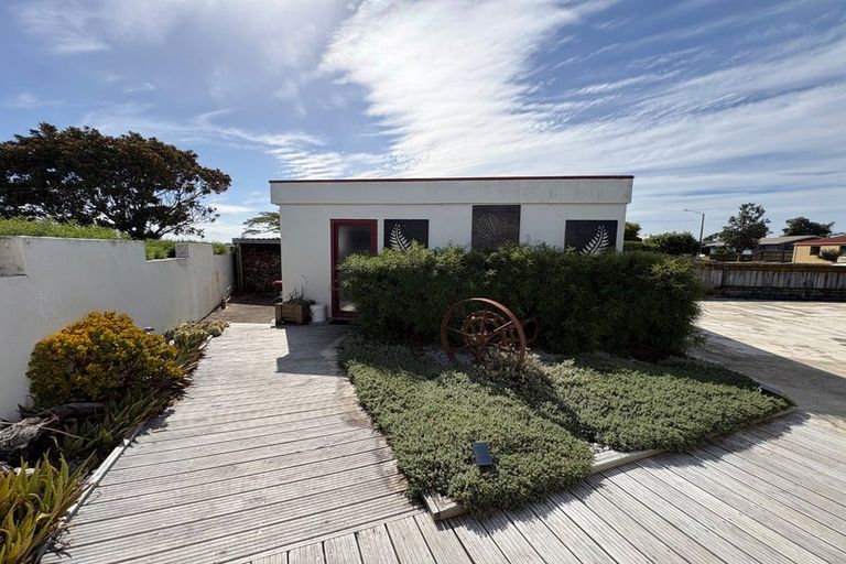 Photo of property in 70 Shrimpton Road, Haumoana, 4102