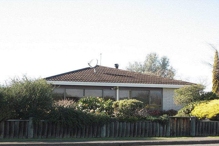 Photo of property in 5 Hinemoa Terrace, Waipukurau, 4200