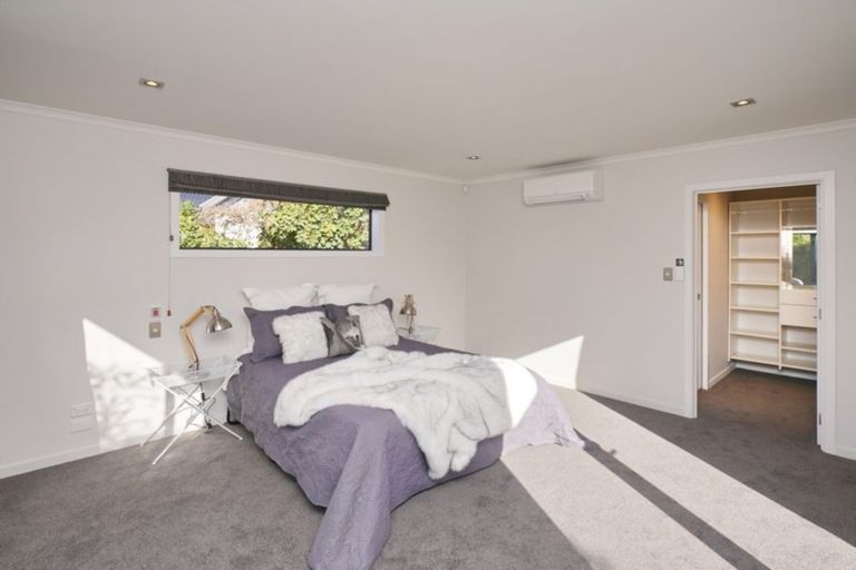 Photo of property in 46 Foresters Crescent, Parklands, Christchurch, 8083