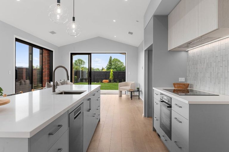 Photo of property in 52 Hugo Shaw Drive, Cambridge, 3434