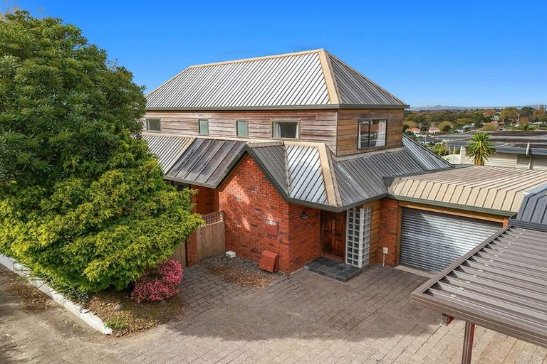 Photo of property in 49 Carey Street, Maeroa, Hamilton, 3200