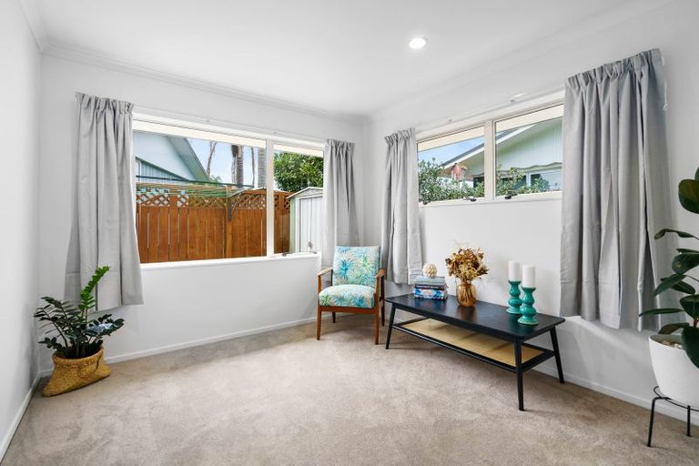 Photo of property in 49 Weld Street, Cambridge, 3434