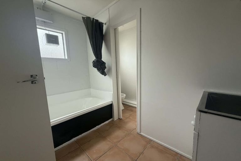 Photo of property in 2/9 Totara Street, Trentham, Upper Hutt, 5018