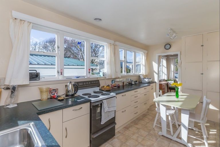 Photo of property in 28 Durham Street, Levin, 5510