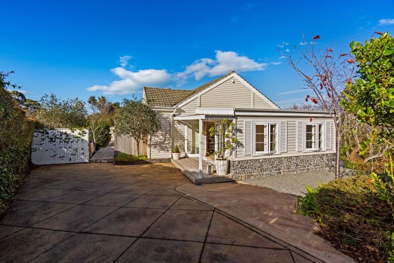 Photo of property in 113a Chaucer Road, Hospital Hill, Napier, 4110