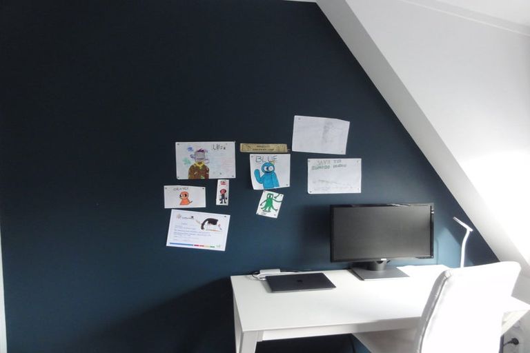 Photo of property in 2 Otonga Way, Churton Park, Wellington, 6037