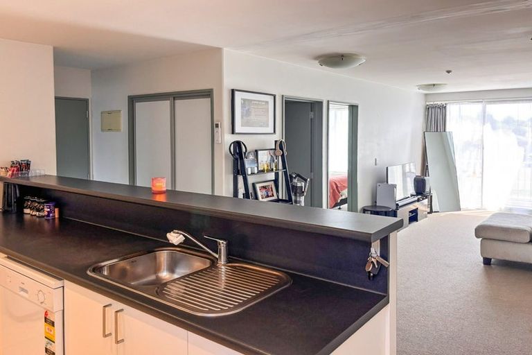 Photo of property in 19/14 Brougham Street, Addington, Christchurch, 8024