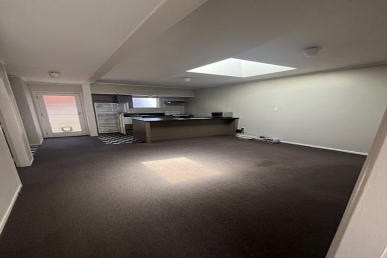 Photo of property in 5 Wha Street, Lyall Bay, Wellington, 6022