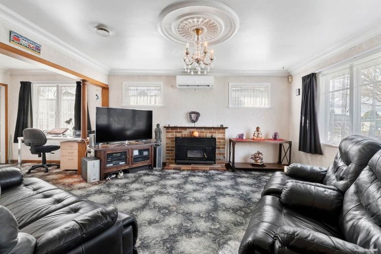 Photo of property in 37 Laurie Avenue, Papakura, 2110