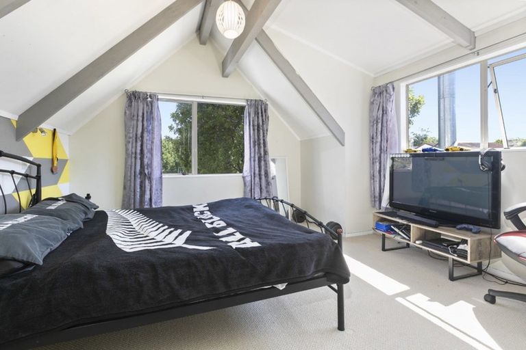 Photo of property in 49 Langstone Street, Welcome Bay, Tauranga, 3112