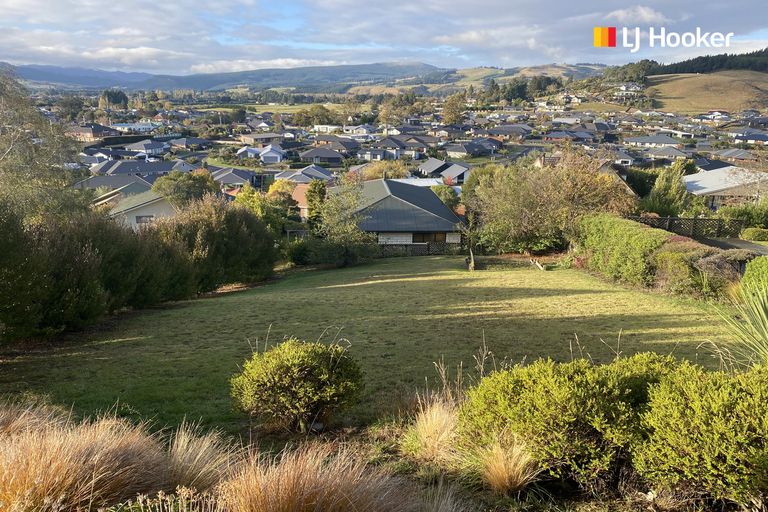 Photo of property in 16 Joe Brown Avenue, Mosgiel, 9024