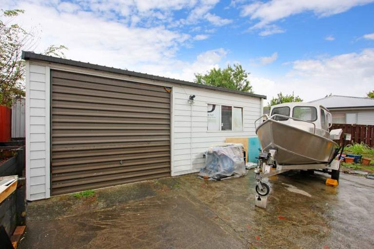 Photo of property in 3 Carter Place, Manurewa, Auckland, 2102