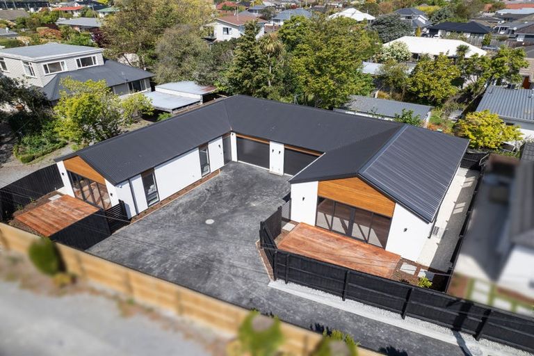 Photo of property in 76b Quinns Road, Shirley, 8013
