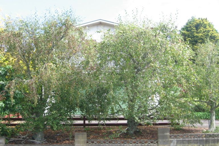 Photo of property in 4 Hilling Street, Titirangi, Auckland, 0604