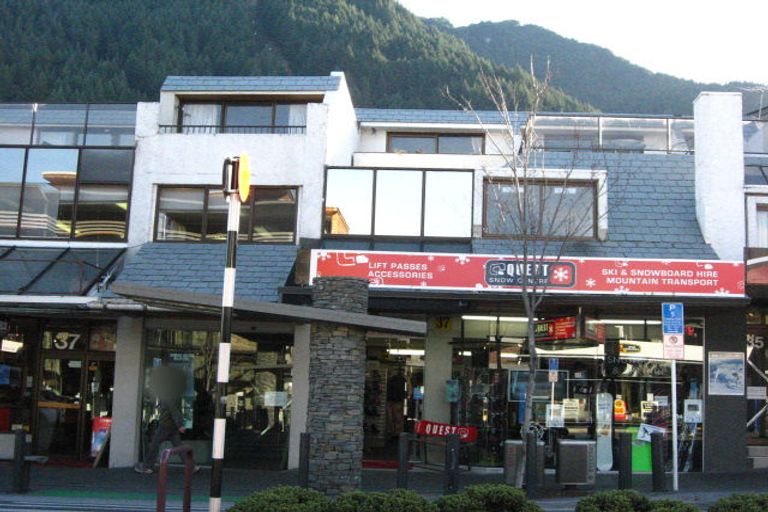 Photo of property in 35 Shotover Street, Queenstown, 9300