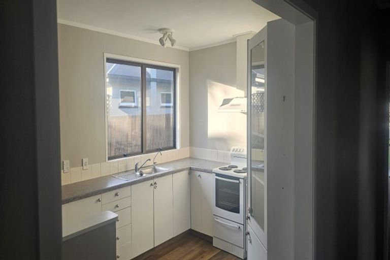 Photo of property in 43 Ngatai Road, Otumoetai, Tauranga, 3110