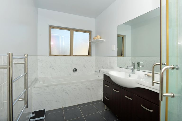 Photo of property in 48 Pebble Beach Boulevard, Te Kamo, Whangarei, 0112