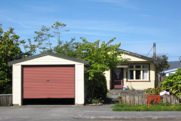 Photo of property in 77a Russell Street, Westport, 7825