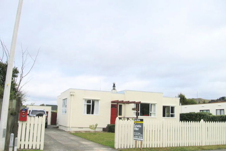 Photo of property in 6 Dolbel Street, Taradale, Napier, 4112