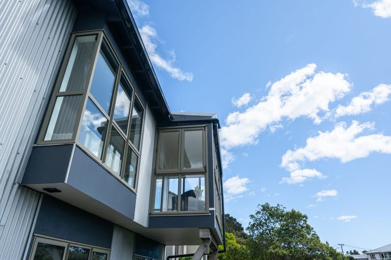 Photo of property in 5 Plumer Street, Johnsonville, Wellington, 6037