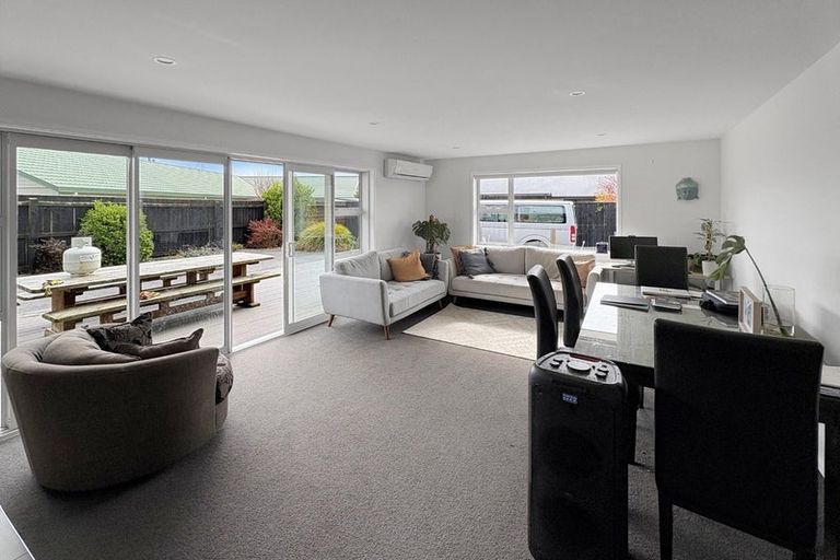 Photo of property in 18 Weld Street, Levin, 5510