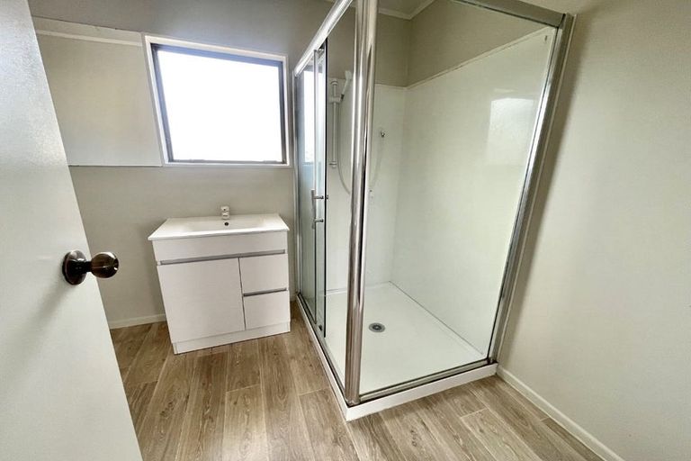 Photo of property in 1/6a Druces Road, Wiri, Auckland, 2104