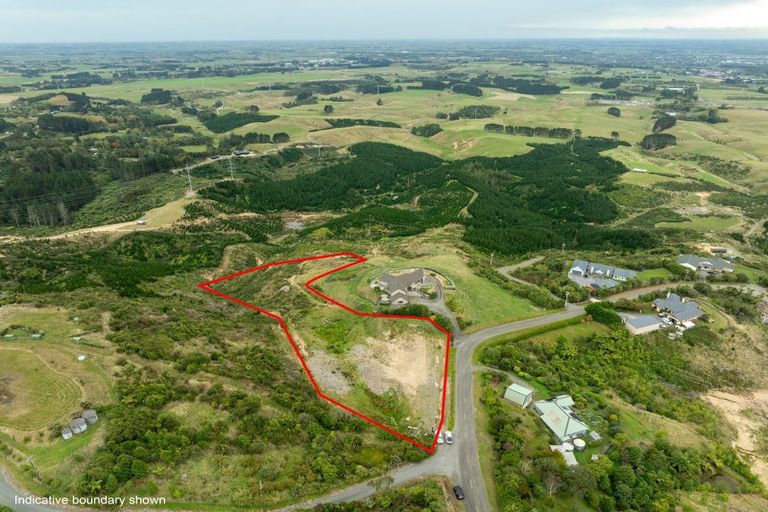 Photo of property in 311 Ngahere Park Road, Turitea, Palmerston North, 4472