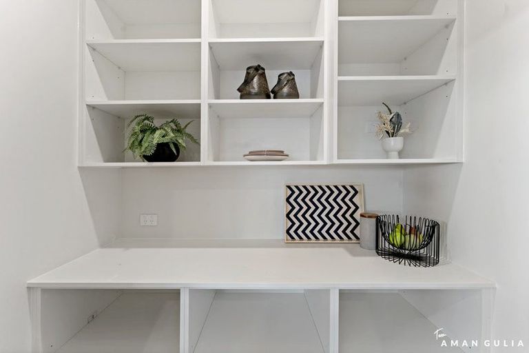 Photo of property in 6 Whakairo Crescent, Gulf Harbour, Whangaparaoa, 0930