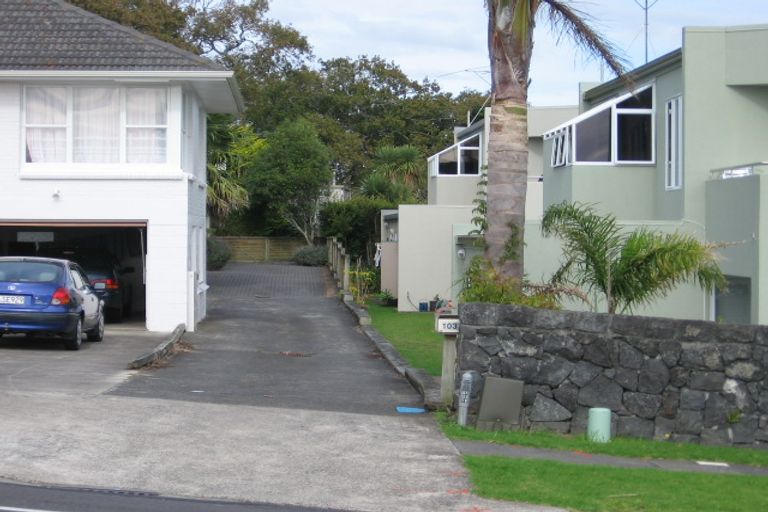 Photo of property in 2/103 Macleans Road, Bucklands Beach, Auckland, 2014