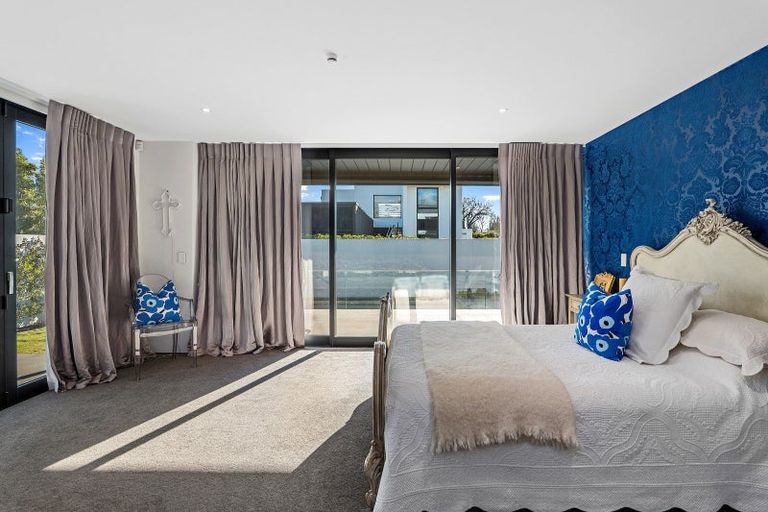 Photo of property in 7 Helmores Lane, Merivale, Christchurch, 8014