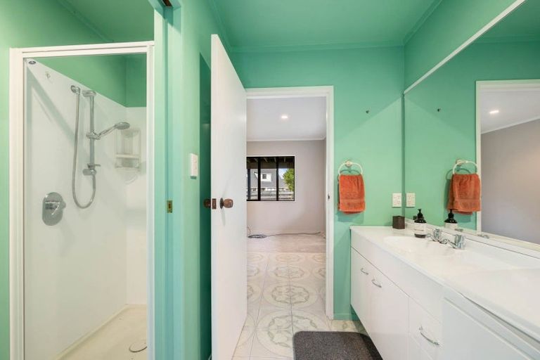 Photo of property in 26 Angela Place, Kinloch, Taupo, 3377