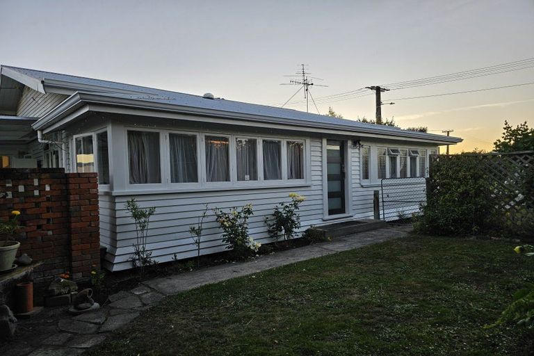 Photo of property in 49 Stewart Street, Marton, 4710