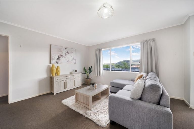 Photo of property in 1/28 Taipari Road, Te Atatu Peninsula, Auckland, 0610