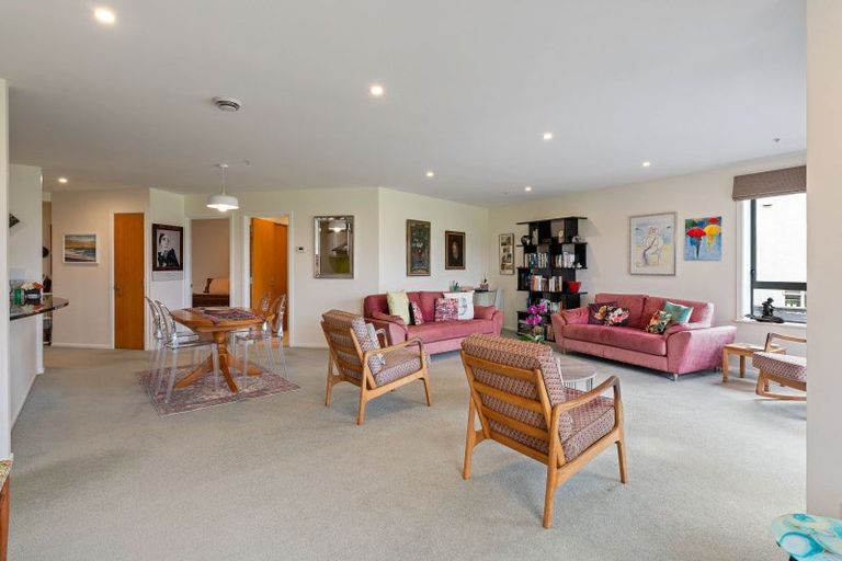 Photo of property in 9/80 Salamanca Road, Kelburn, Wellington, 6012