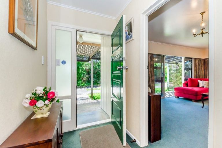 Photo of property in 15 Park Avenue, Waikanae, 5036