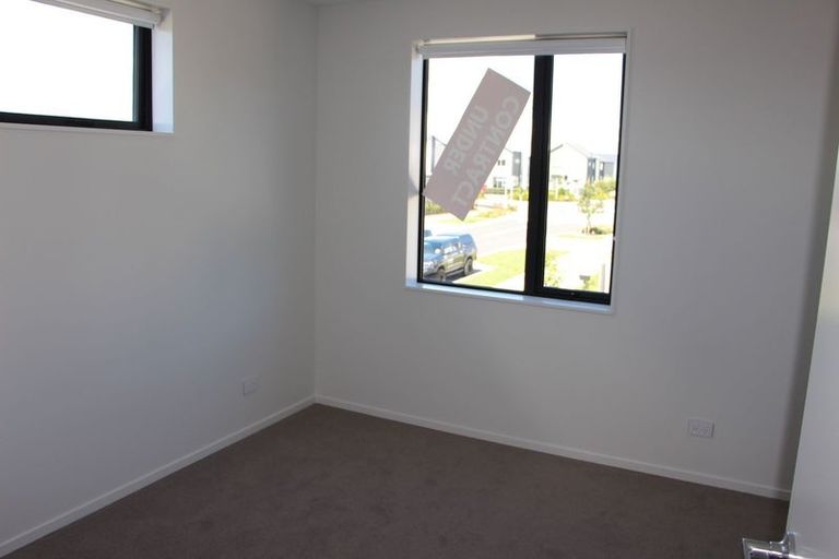 Photo of property in 11 Ngakoro Road, Karaka, Papakura, 2113