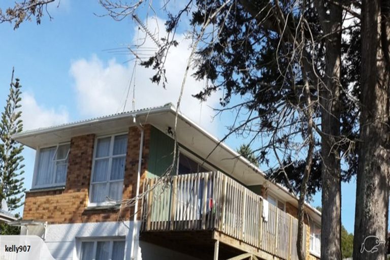 Photo of property in 30 Megan Avenue, Pakuranga Heights, Auckland, 2010