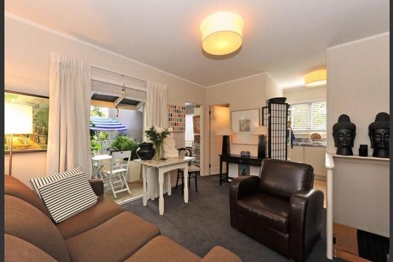 Photo of property in 50a Standen Street, Karori, Wellington, 6012