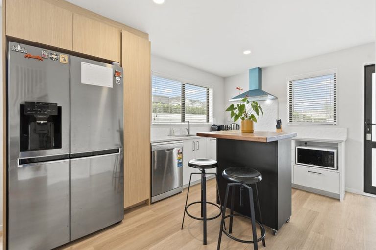 Photo of property in 18 Kopuru Road, Whenuapai, Auckland, 0618