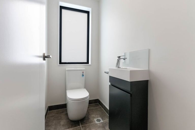 Photo of property in 32a/1 Westgate Drive, Massey, Auckland, 0614