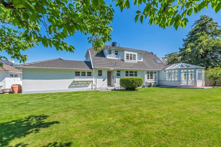 Photo of property in 66 Clyde Road, Ilam, Christchurch, 8041