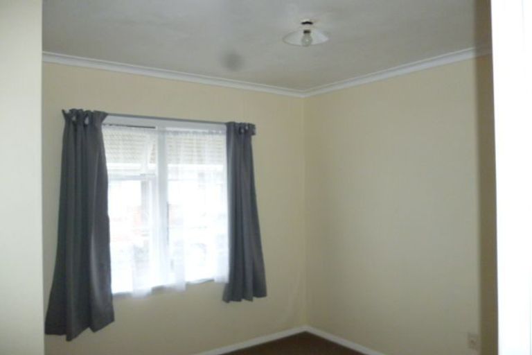 Photo of property in 62f2- Gibbons Street, Ebdentown, Upper Hutt, 5018