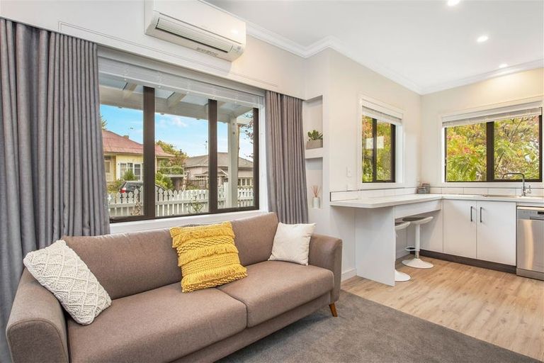 Photo of property in 2u1 Moana Street, Frankton, Hamilton, 3204