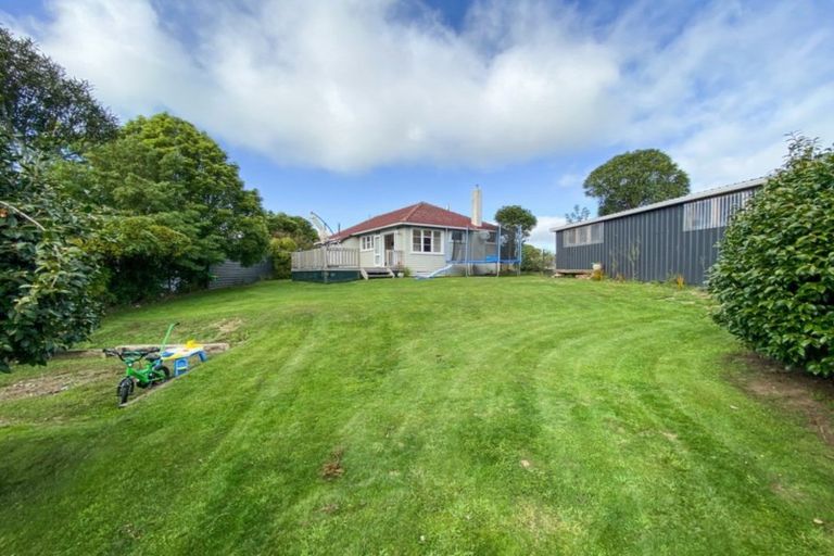 Photo of property in 14 Lear Street, Stratford, 4332