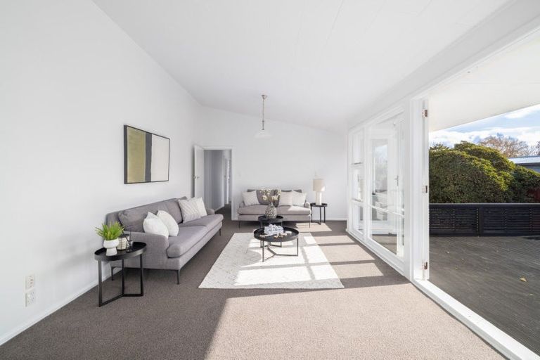 Photo of property in 39 Compton Street, Woolston, Christchurch, 8062