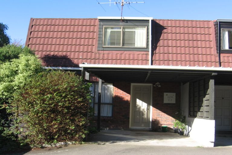 Photo of property in 62a Churton Drive, Churton Park, Wellington, 6037