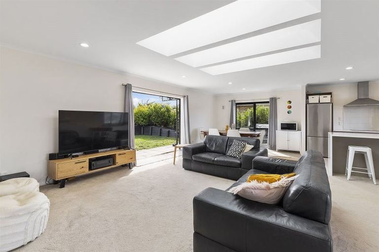 Photo of property in 93 Te Puia Drive, Aotea, Porirua, 5024