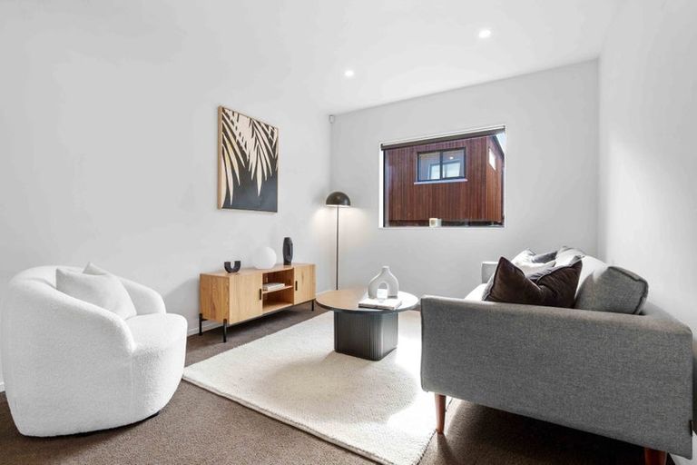 Photo of property in 21b Chippendale Crescent, Birkdale, Auckland, 0626