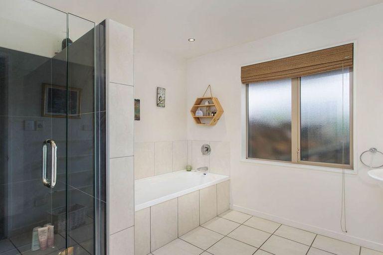 Photo of property in 10 Juniper Way, Prebbleton, 7604